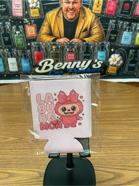 La Bu Bu  Mom Pink Can Cooler Koozie